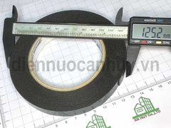 Băng dính xốp xanh 2 mặt 1.5cm dài 9m