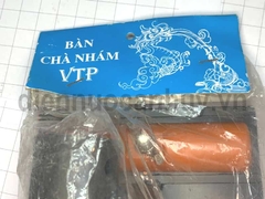 Bàn xoa nhám có cán tay cầm