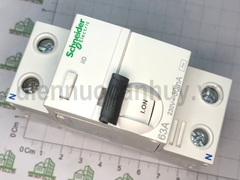 Át chống giật Schneider 2P63A A9R71263