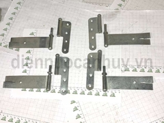 Bản lề chôn tường sắt mạ trắng loại nhỏ 110 mm số 2