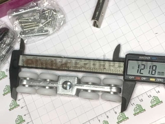 Bánh xe cửa lùa treo nhôm kính loại to 8 bánh