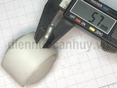 Bánh xe ghế xoay nhựa trắng ty ren M6x15 phi 40 cao 50 mm (4x5 cm)