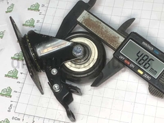 Bánh xe đẩy có khóa mầu đen phi 50 cao 70 mm (5x7 cm)