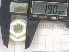 Bịt ren ngoài nhựa trắng gioăng không băng tan 21-1/2 inch