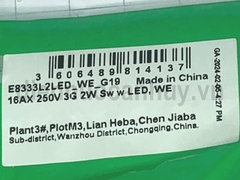 Bộ công tắc ba 2 chiều AvatarOn E8333L2LED_WE_G19 Schneider có đèn