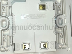 Bộ ổ cắm đơn đa năng E83426TS_WE_G19 Schneider