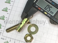 Bulong nở sắt M10x60