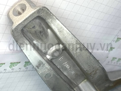 Càng ba chạc máy giặt Electrolux 43 44 buli to A00675504 (mg)