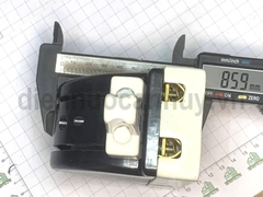 Cầu dao 30A 2P đảo chiều đế sứ Vinakip đen