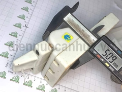 Cầu dao 30A 2P đế sứ Ominsu trắng