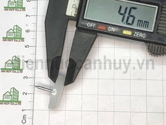 Chân đinh nhựa trắng đóng bàn ghế loại to dẹt 20 mm