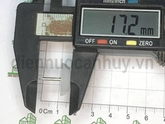 Chân đinh nhựa trắng đóng bàn ghế loại nhỏ 18 mm