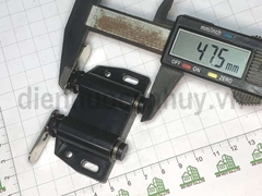Chốt nam châm nhấn mở đôi cửa tủ gỗ