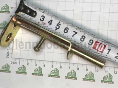 Chốt ngang cửa sắt mầu vàng đế 30x70