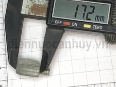 Chốt thẳng đỡ kệ kính có hít chân không - ren M6