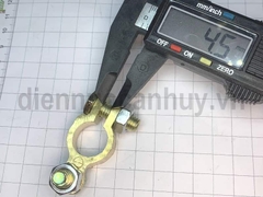Cọc bình ắc quy đồng thau cho cọc 16mm. Đầu kẹp cực ắc quy dẫn điện tốt và chống ăn mòn cho ô tô, máy phát điện
