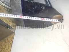 Cuốc đất hàn sẵn cán dài 1 mét