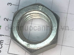 Đai ốc M18
