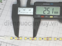 Dây đèn led trung quốc vỏ trắng ánh sáng vàng 3000K