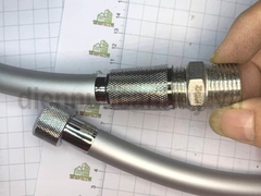 Dây xịt vệ sinh silicone Baco - đầu xịt xoay được -phù hợp với mọi thiết bị