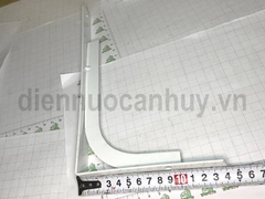 Giá treo tường trắng sơn tĩnh điện dài 25cm