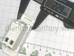 Hạt công tắc 1 chiều AvatarOn M3T31_1FS_WE Schneider