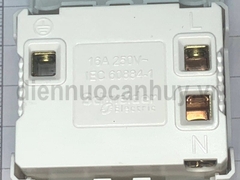 Hạt ổ cắm đơn 3 chấu AvatarOn M3T426USTS_WE Schneider