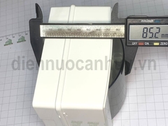 Hộp át nổi MPE có nắp che chứa át MCB 3P 4P