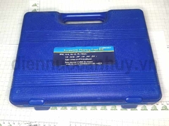 Hộp chọn bộ loe ống đồng điều hòa Dunnex CT-806AM-F loại 2 kẹp