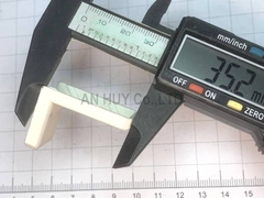 Ke sắt L có nắp đậy nhỏ nhựa Trắng 35x25x19x1.6mm