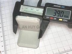 Ke sắt L có nắp đậy to nhựa xám 50x35x40x1.6mm