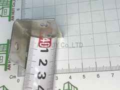 Ke sắt V bản mỏng 4 lỗ 25x25x31x1.0mm