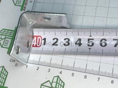 Ke sắt V bản to 4 lỗ lệch 30x30x29x2.3mm