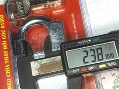 Khóa chống cắt Việt Tiệp có chìa thay đổi góc 01502 trắng