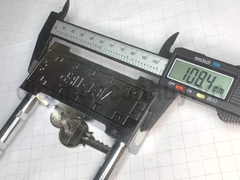Khóa chữ U Việt Tiệp 02313 dài cho cửa kính thủy lực 363x106x23 mm