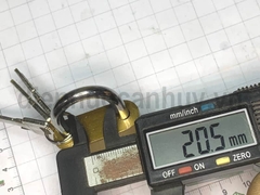 Khóa treo Việt nhật 40 rẻ sắt sơn mầu đồng nhỡ
