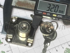 Khóa tủ gỗ vuông loại rẻ Euergodo 138