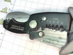 Kìm tuốt dây đa năng Berrylion BL2605 7 inch (175mm) - Chuyên tách vỏ cáp 16mm2