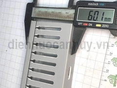Máng nhựa đi dây tủ điện văn phòng dập lỗ xương cá 25x60x1700mm
