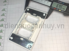 Mặt đôi 2 thiết bị chữ nhật AvatarOn A M3T02_WE Schneider