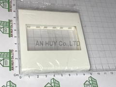 Mặt vuông cho 3 thiết bị Panasonic WEB 7813SW (hộp 10 cái)