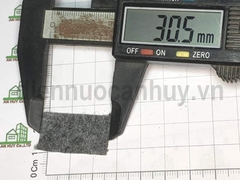 Miếng nỉ mỏng dán chân bàn ghế 30x15 mm