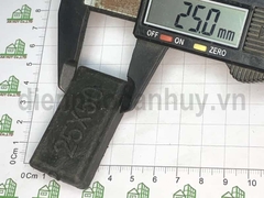 Nắp chụp nhựa bịt đầu sắt hộp 25x50