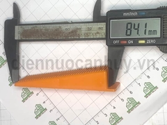 Nêm cân bằng gạch mầu cam