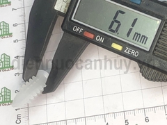 Nở nhựa trắng số 3 dùng cho vít 4 mũi khoan 6 (6x30)