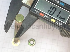 Bulong tắc kê nở sắt M8x12