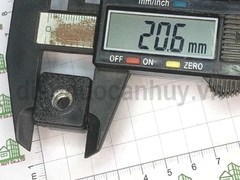 Nút bịt chân bàn sắt hộp vuông 20x20 ren M6