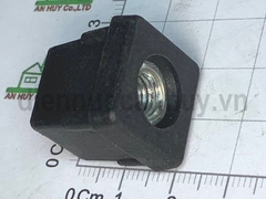 Nút bịt chân bàn sắt hộp vuông 20x20 ren M8