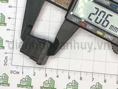 Nút nhựa chân bàn vuông 20x20