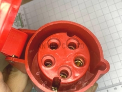 Ổ cắm công nhiệp 5 lỗ MCE 16A đỏ IP 44